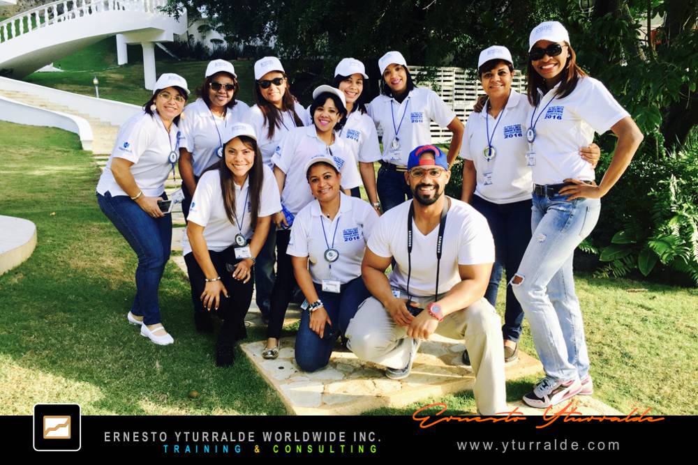 Team Build Inc. | Team Building LATAM | Talleres corporativos de colaboración, liderazgo y comunicación efectiva