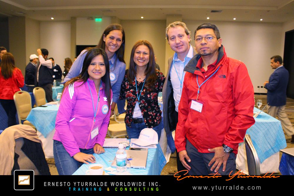 Team Build Inc. | Team Building LATAM | Talleres vivenciales para fortalecer liderazgo, confianza y comunicación efectiva