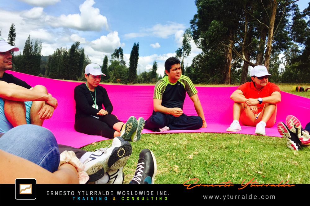 Team Build Inc. | Dinámicas de Grupos y Actividades para Team Building Empresarial