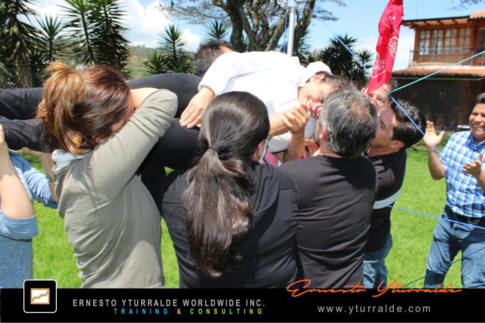 Team Build Inc. | Taller de Trabajo en Equipo para Empresas